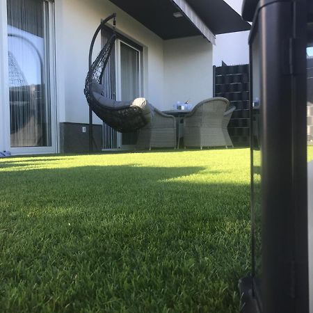Hedonist-Luxury 2 Bedroom Apartment With Private Hot Tub, Garden And Free Parking トロギール エクステリア 写真