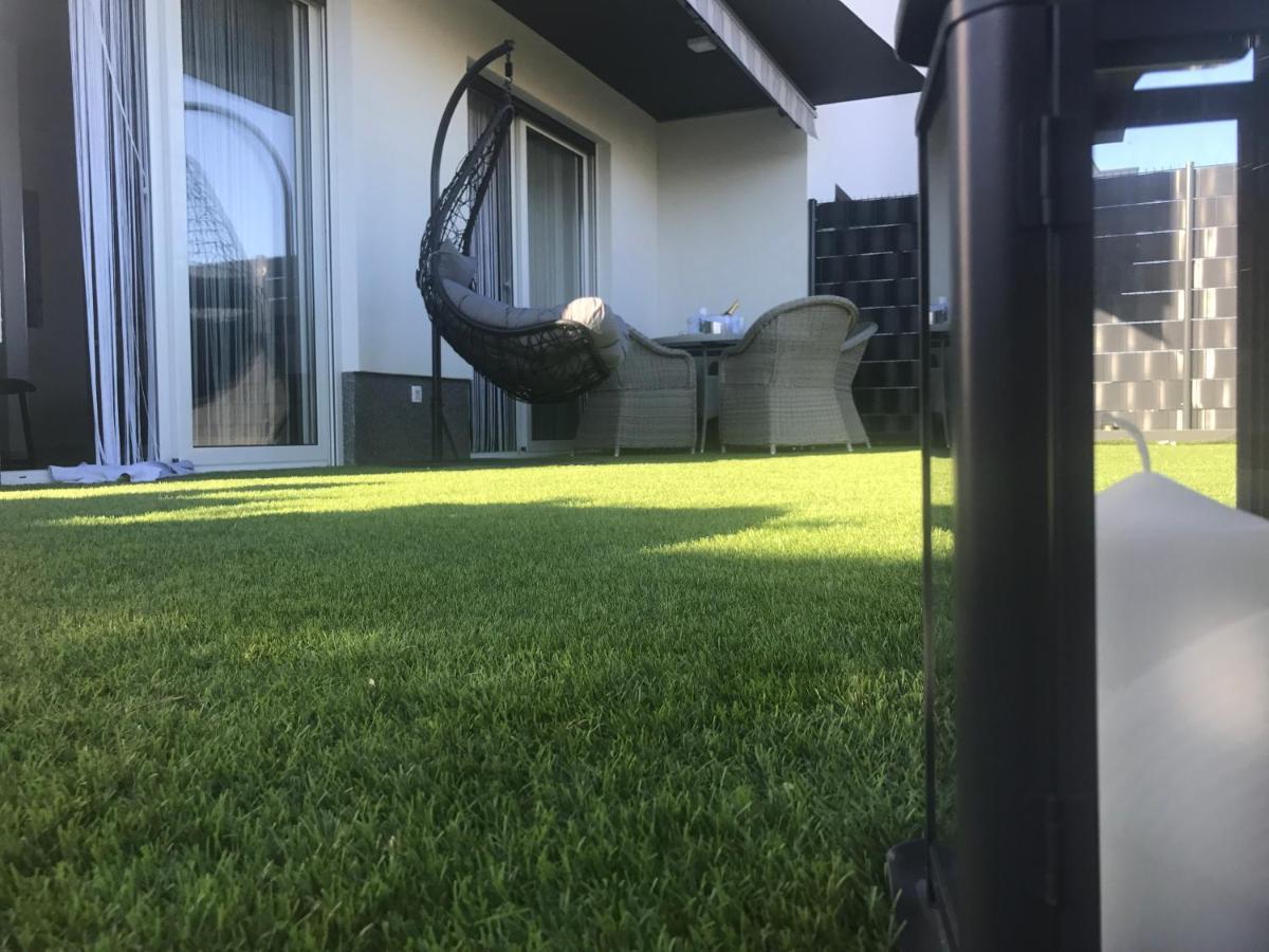 Hedonist-Luxury 2 Bedroom Apartment With Private Hot Tub, Garden And Free Parking トロギール エクステリア 写真