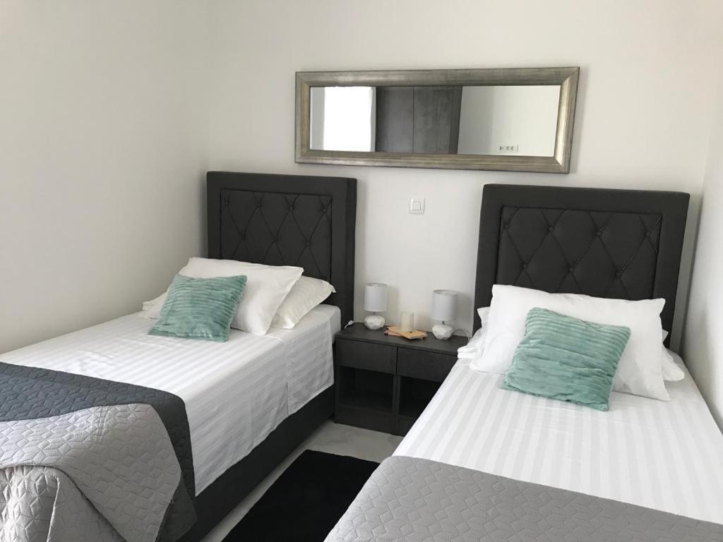 Hedonist-Luxury 2 Bedroom Apartment With Private Hot Tub, Garden And Free Parking トロギール エクステリア 写真